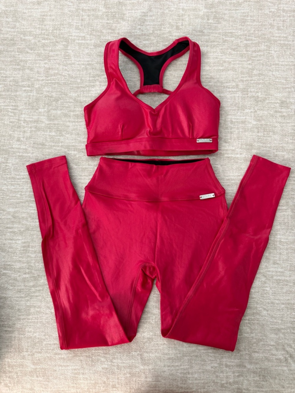 Bombshell Sportswear Gloss Set — Red